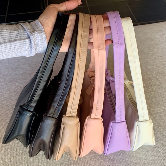 PINK FAUX LEATHER SHOULDER BAG - Picture 3 of 3